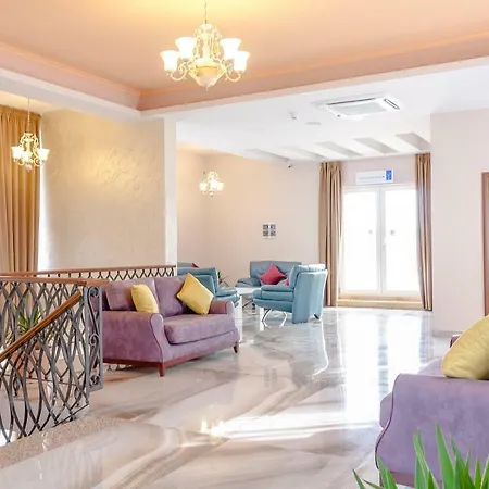 Dora Hotel