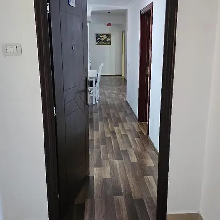 Hotel Dora 4*
